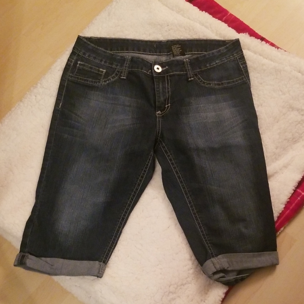 Unknown brand Bermuda Jean Shorts